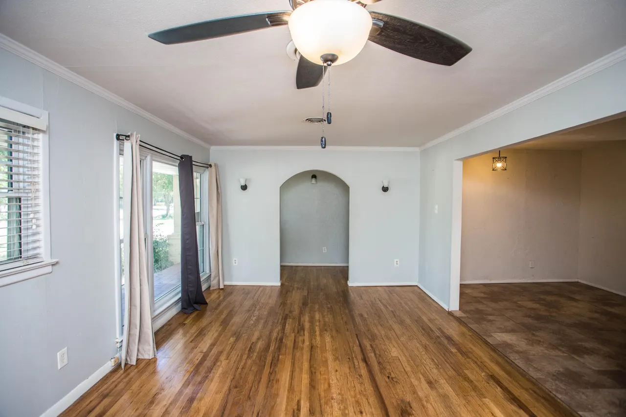Photo 4 — 4213 40th Street, Lubbock, TX 79413