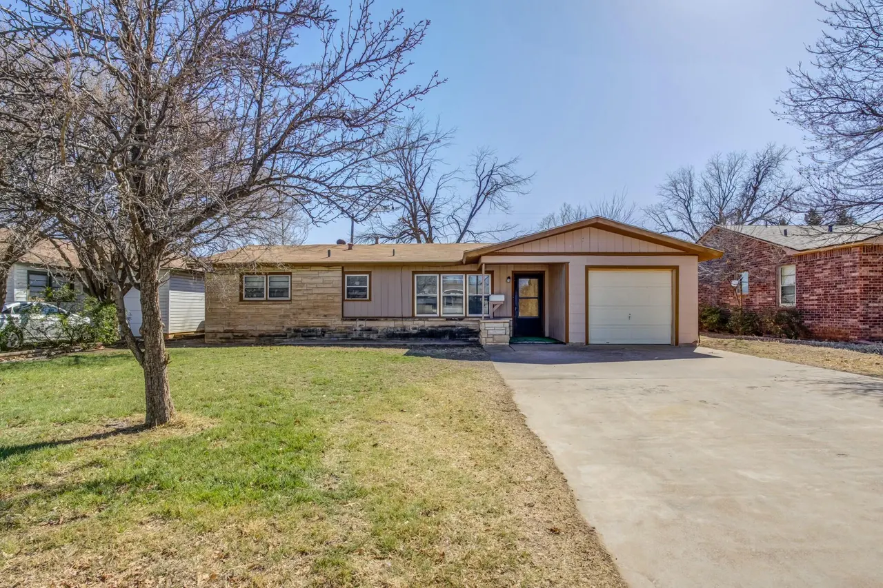 Front exterior — 3013 45th Street, Lubbock, TX 79413