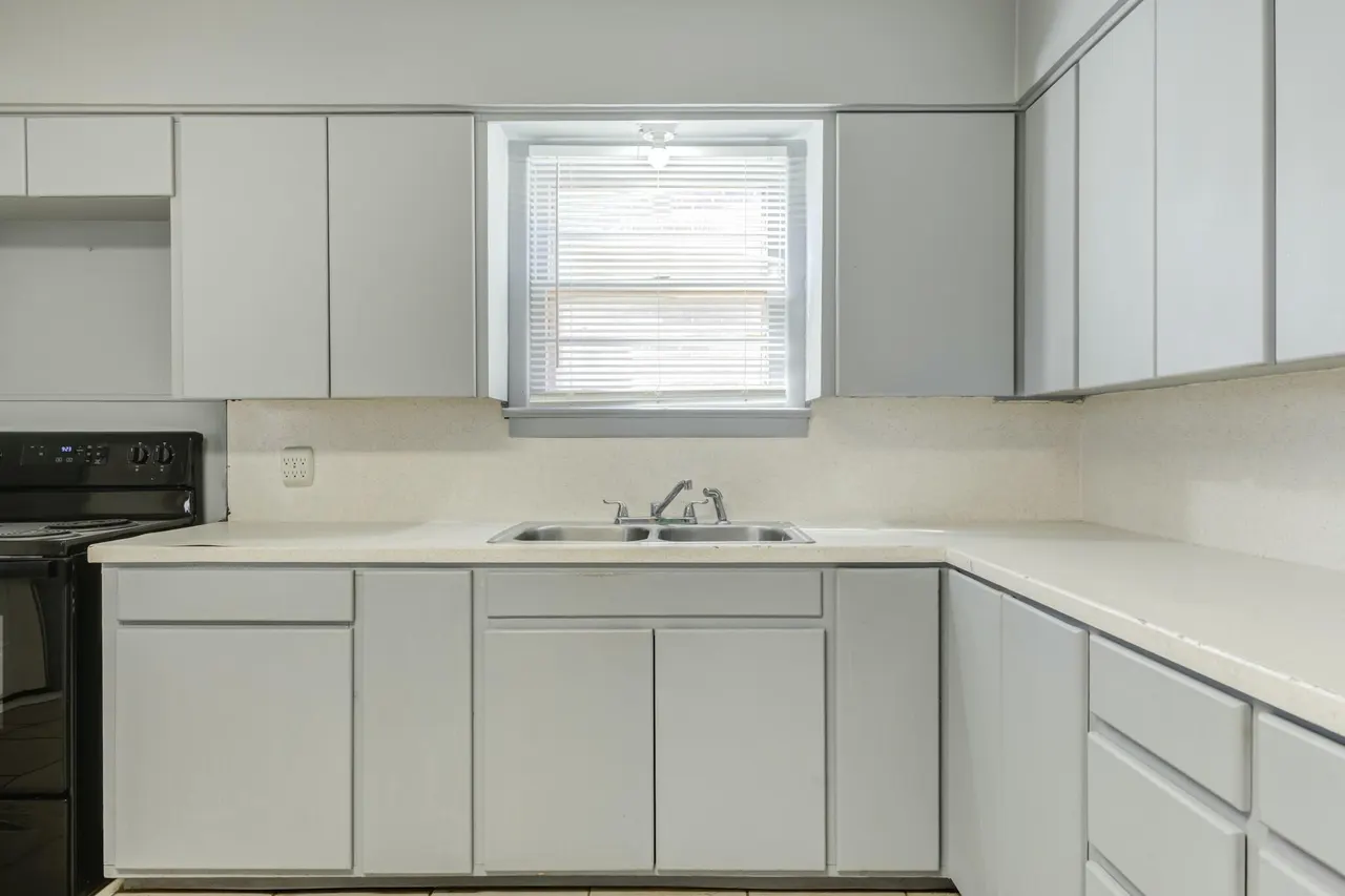 Photo 15 — 3013 45th Street, Lubbock, TX 79413