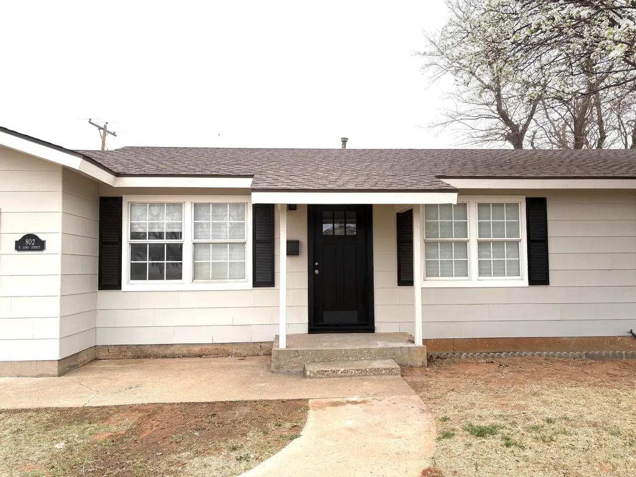 Photo 2 — 802 S Lons Street, Brownfield, TX 79316
