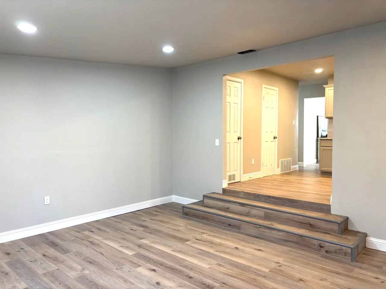Photo 9 — 802 S Lons Street, Brownfield, TX 79316