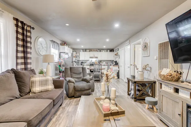 Photo 3 — 1515 36th Street, Lubbock, TX 79412