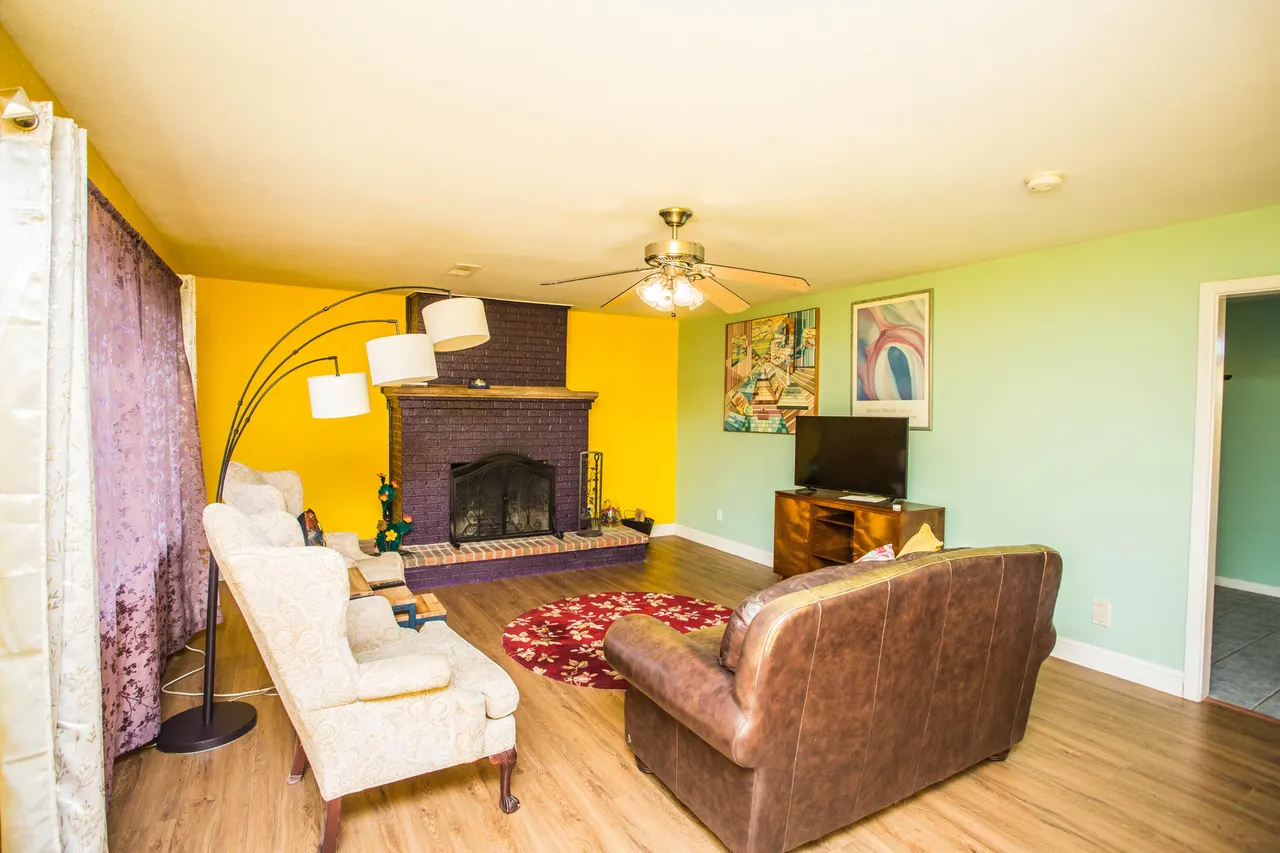Photo 4 — 4002 43rd Street, Lubbock, TX 79413