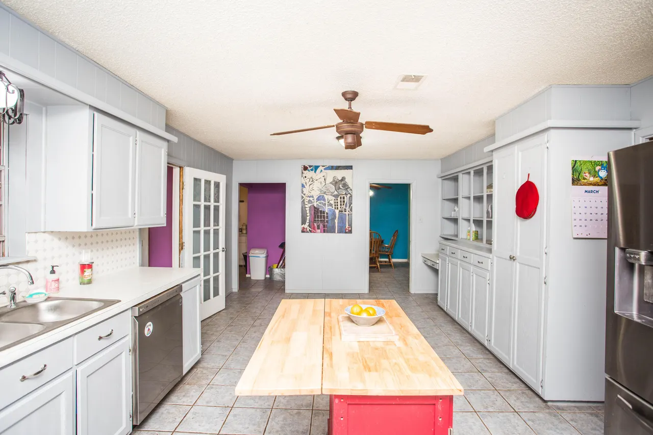Photo 12 — 4002 43rd Street, Lubbock, TX 79413