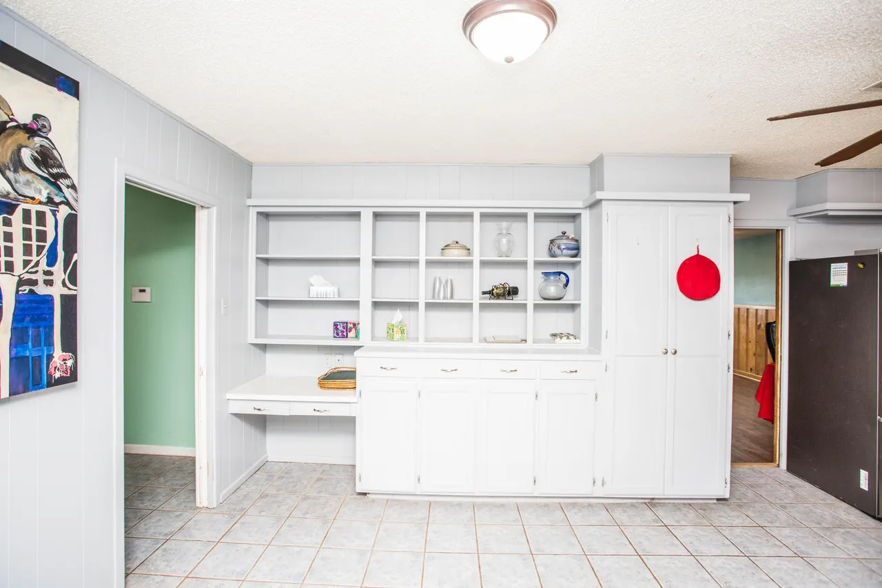 Photo 13 — 4002 43rd Street, Lubbock, TX 79413