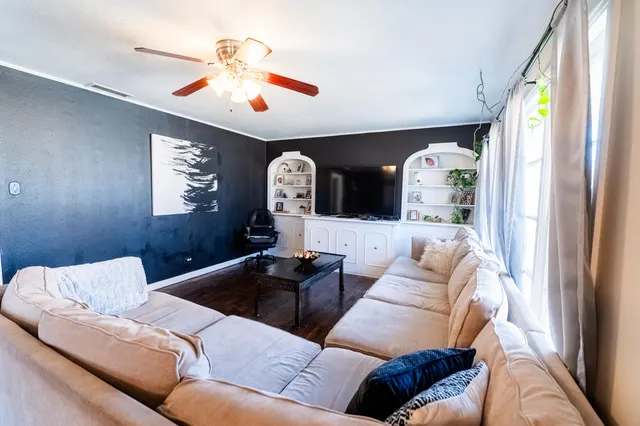 Photo 3 — 520 E 12th Street, Littlefield, TX 79339