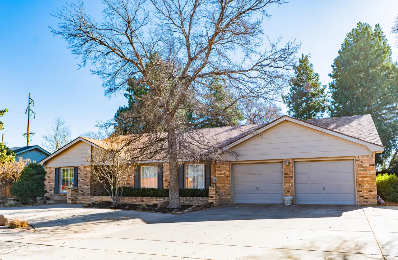Photo 2 — 3803 66th Street, Lubbock, TX 79413