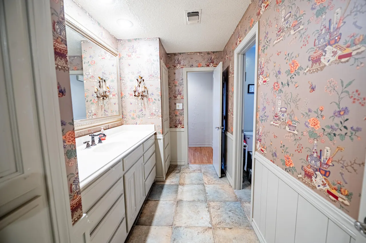 Photo 15 — 3803 66th Street, Lubbock, TX 79413
