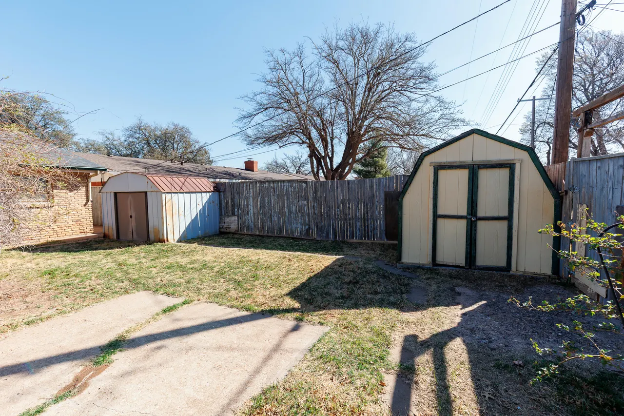 Photo 23 — 2107 52nd Street, Lubbock, TX 79412