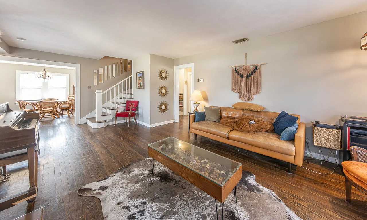 Photo 2 — 1919 31st Street, Lubbock, TX 79411