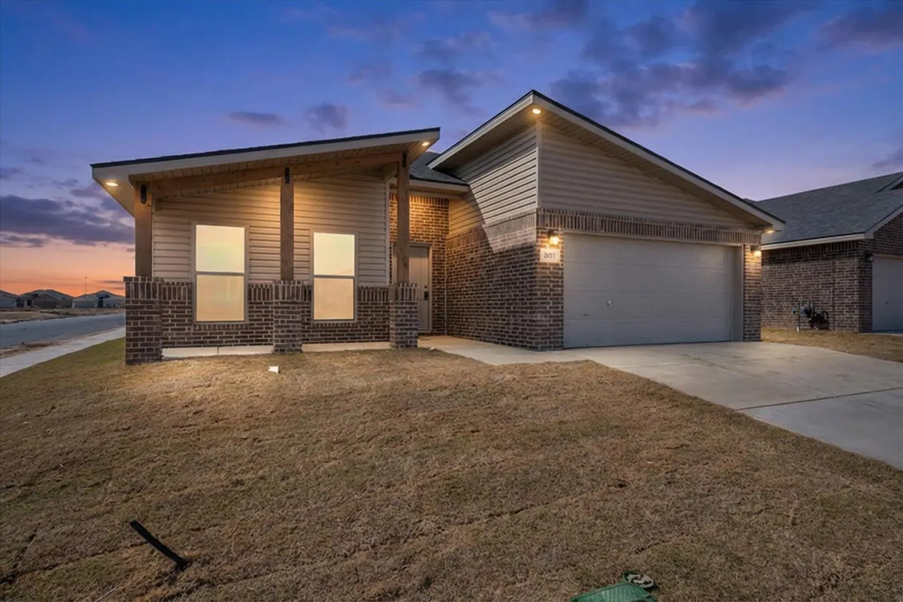 Photo 3 — 3017 137th Street, Lubbock, TX 79423