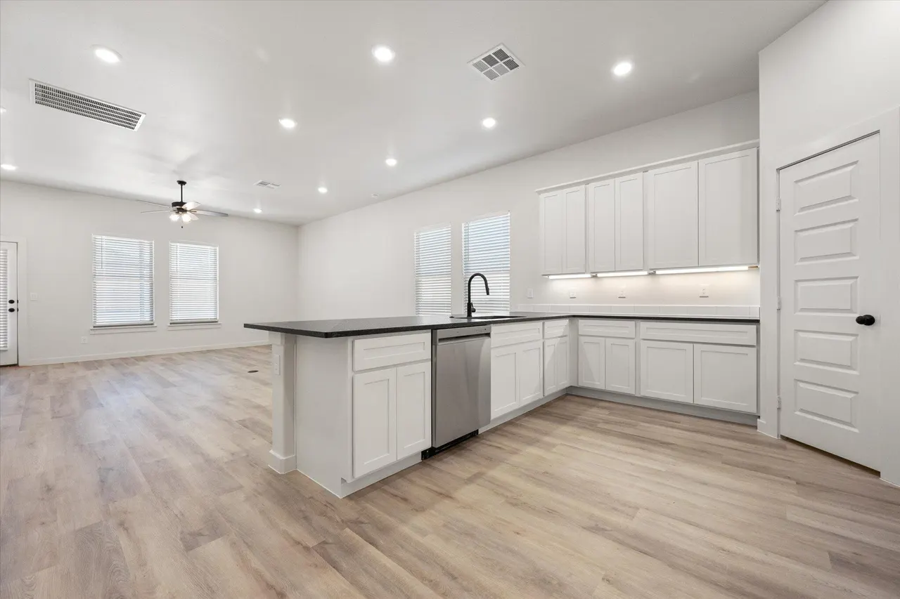 Photo 12 — 2421 Bryan Avenue, Wolfforth, TX 79382