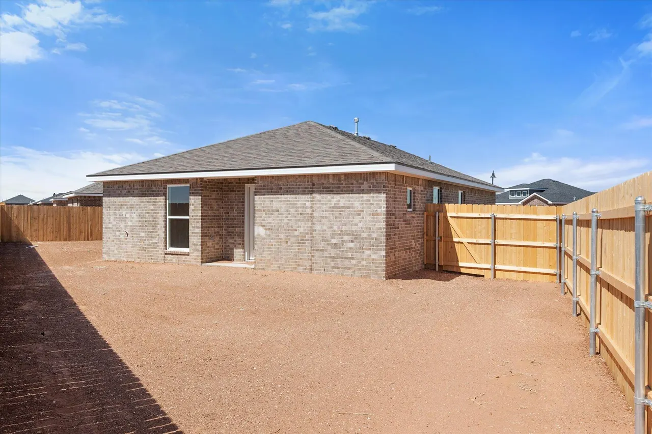 Photo 24 — 519 E 24th Street, Wolfforth, TX 79382