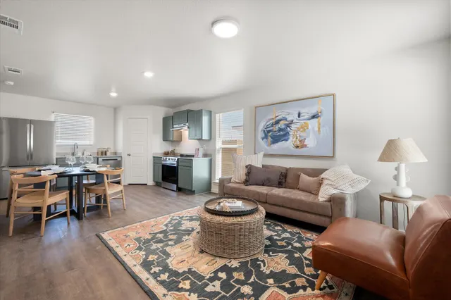 Photo 5 — 5520 Smith Street, Lubbock, TX 79416