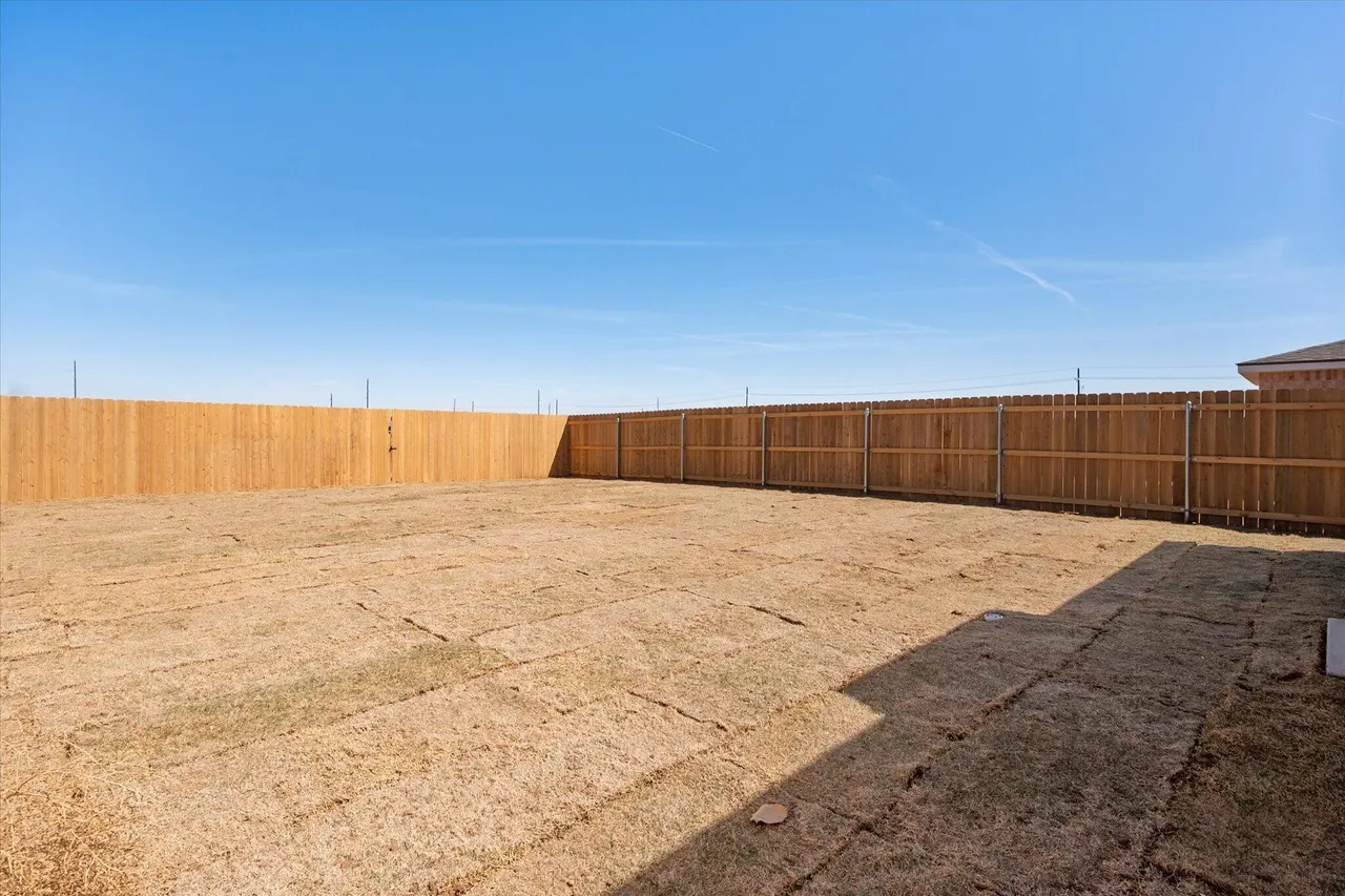 Photo 19 — 5520 Smith Street, Lubbock, TX 79416