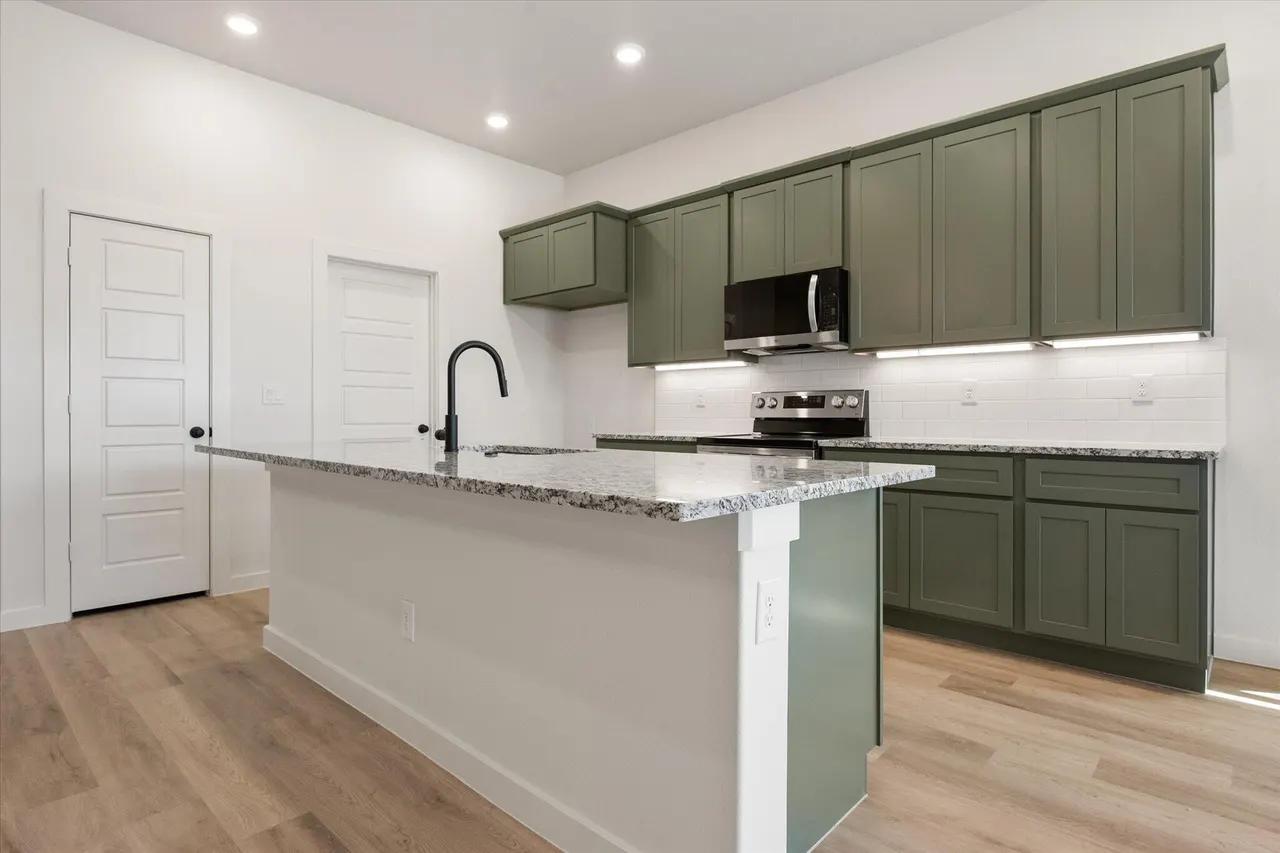 Photo 13 — 3031 137th Street, Lubbock, TX 79423