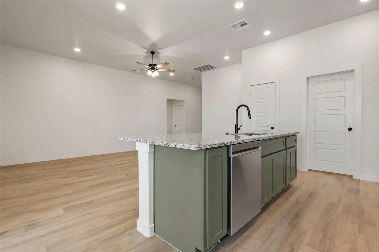 Photo 15 — 3031 137th Street, Lubbock, TX 79423