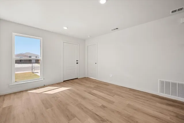 Photo 7 — 5512 Smith  Street, Lubbock, TX 79416