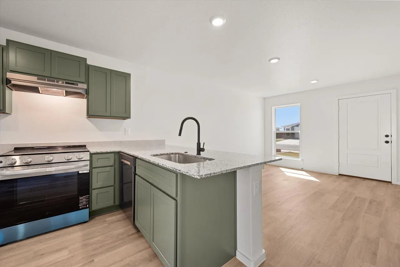 Photo 11 — 5512 Smith  Street, Lubbock, TX 79416