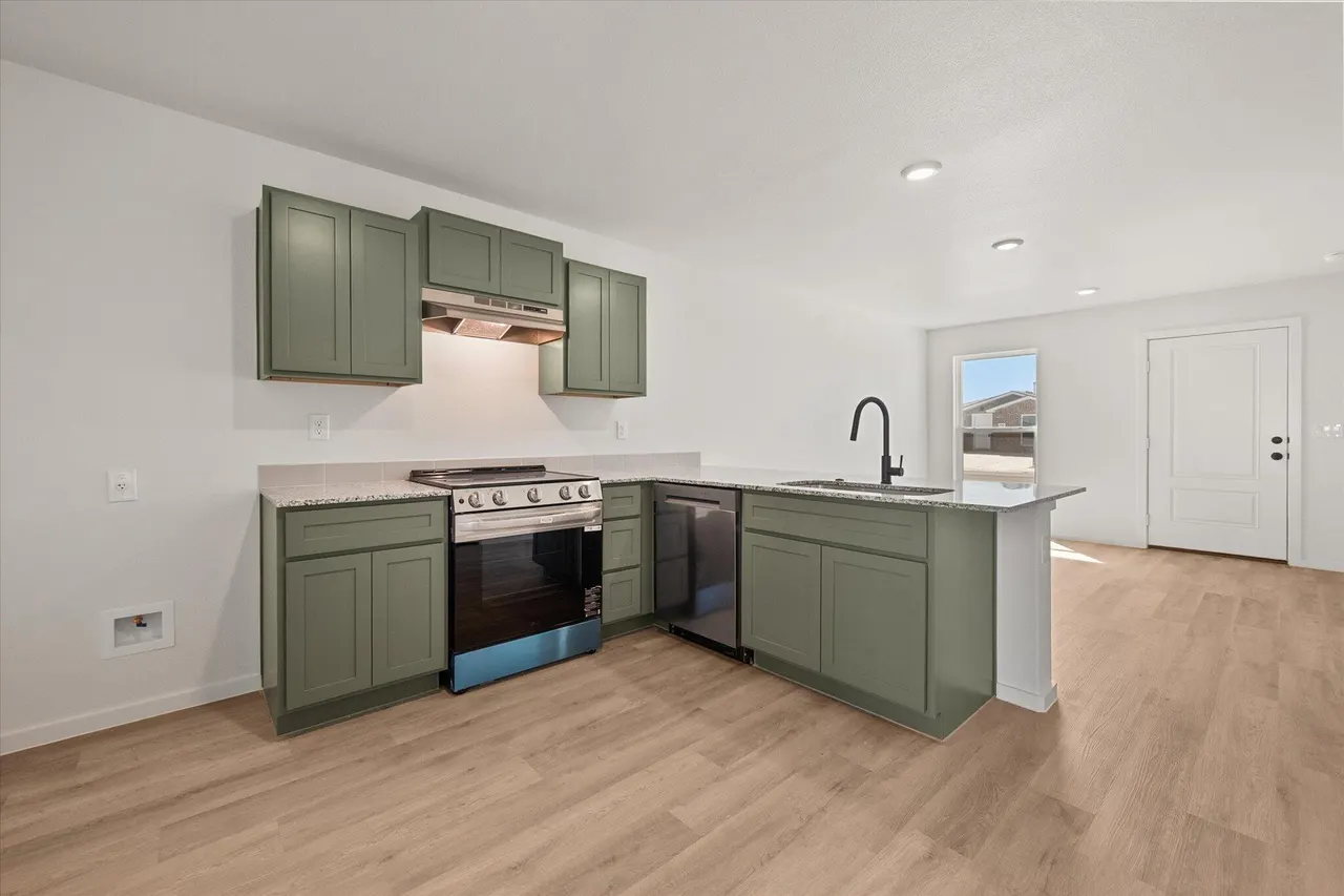 Photo 12 — 5512 Smith  Street, Lubbock, TX 79416