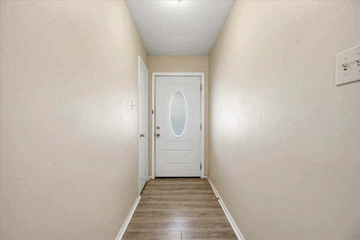 Photo 5 — 1601 70th Place, Lubbock, TX 79412