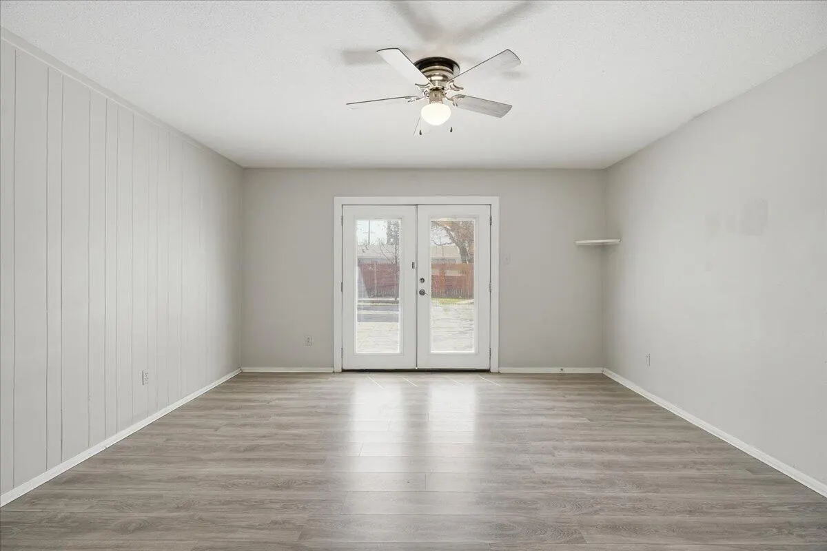 Photo 6 — 1601 70th Place, Lubbock, TX 79412