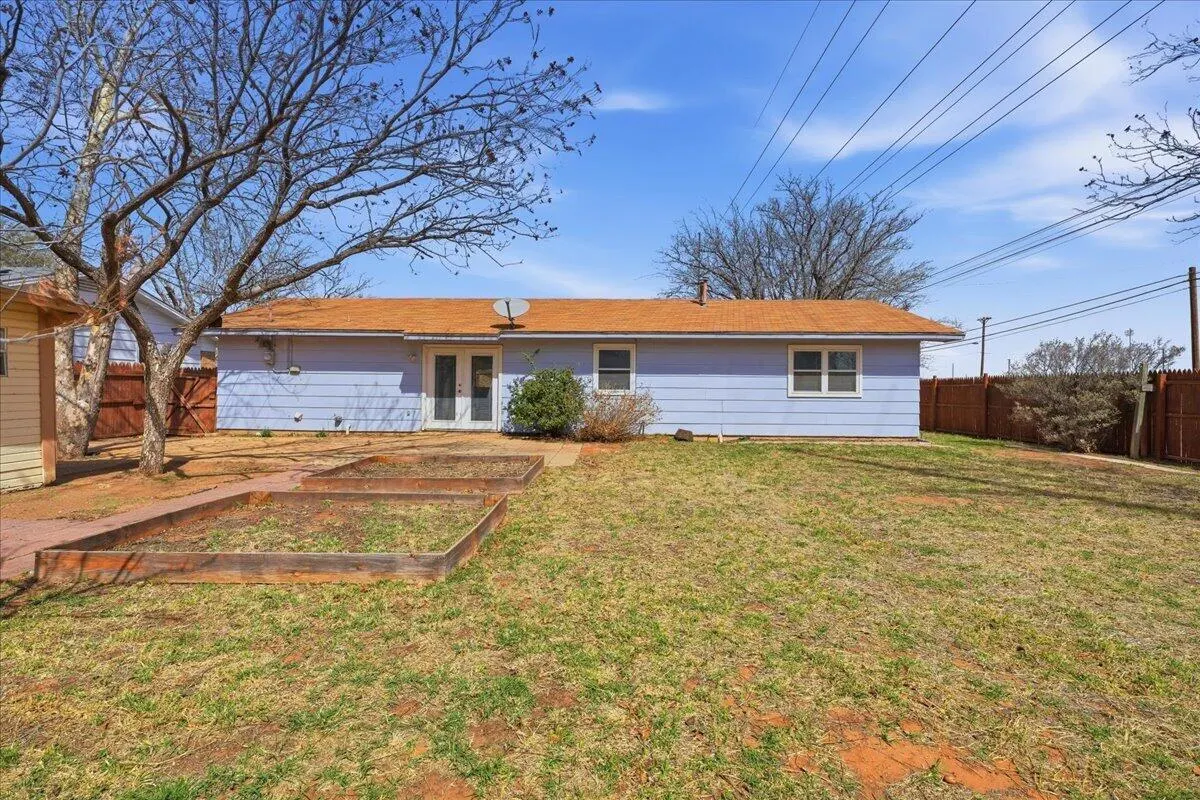 Photo 22 — 1601 70th Place, Lubbock, TX 79412