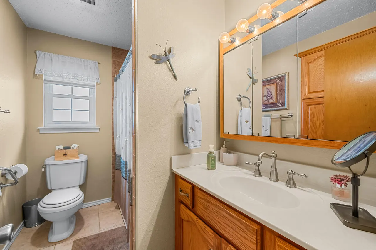 Photo 17 — 1500 W Lynn Street, Slaton, TX 79364