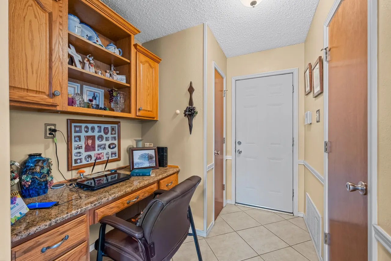 Photo 16 — 1500 W Lynn Street, Slaton, TX 79364