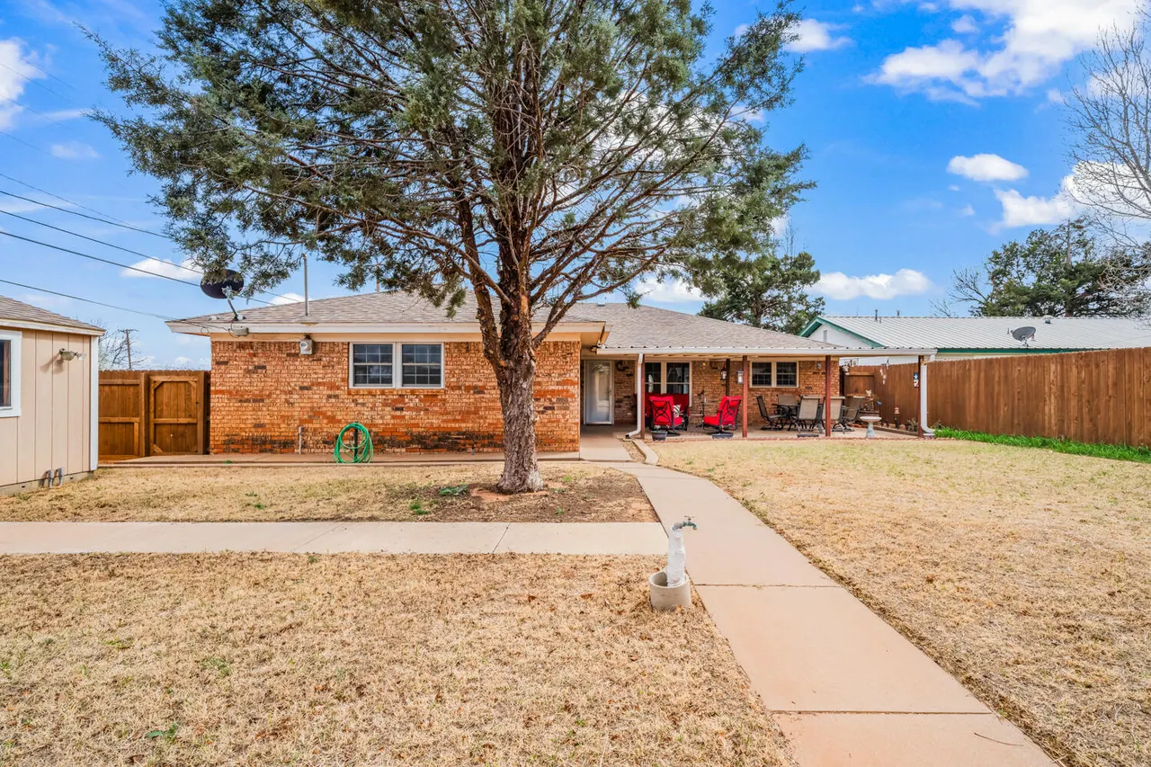 Photo 33 — 1500 W Lynn Street, Slaton, TX 79364