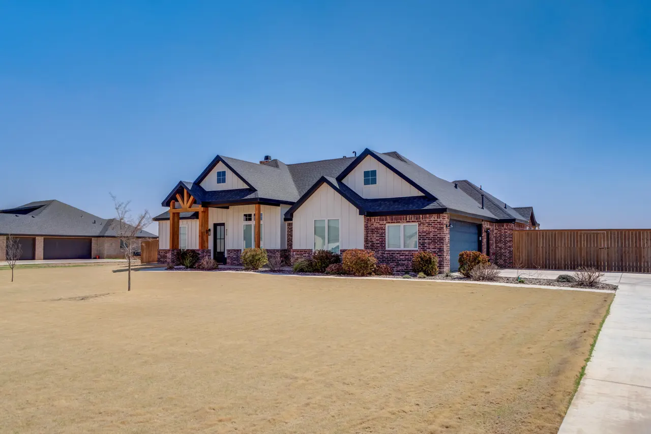 Front exterior — 1057 Hawk Lane, New Home, TX 79381