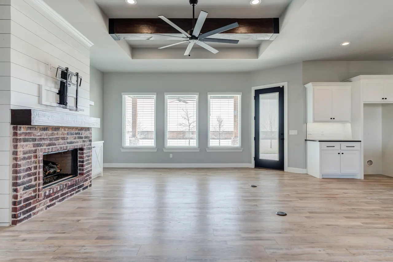 Photo 5 — 1057 Hawk Lane, New Home, TX 79381