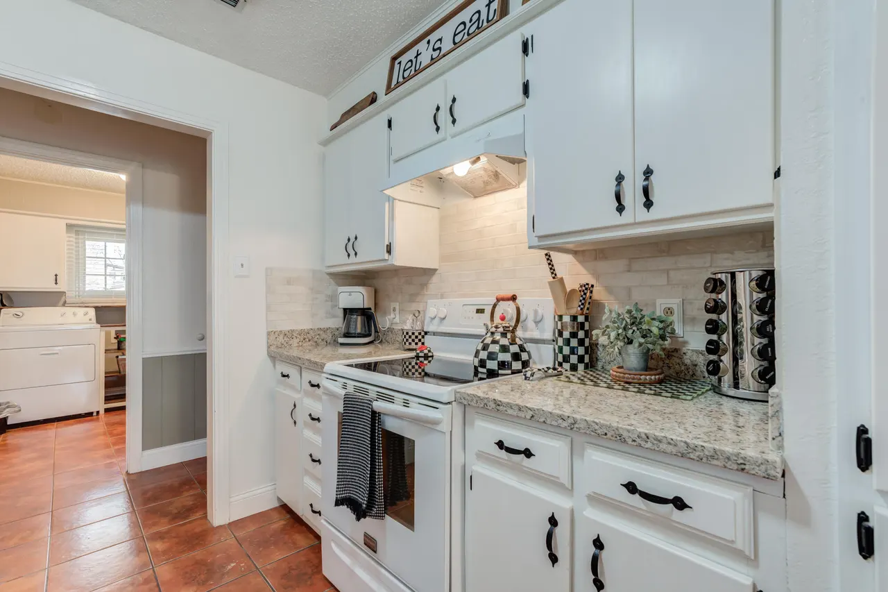 Photo 3 — 5012 57th Street, Lubbock, TX 79414