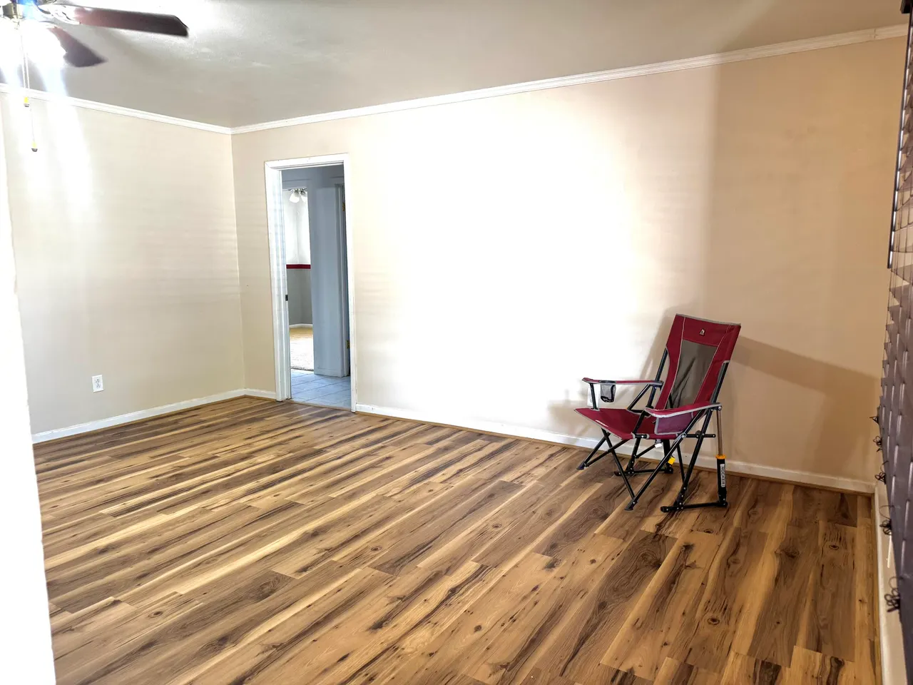 Photo 4 — 5402 7th Street, Lubbock, TX 79416