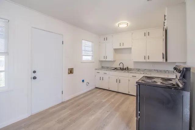 Photo 6 — 4808 42nd Street, Lubbock, TX 79414