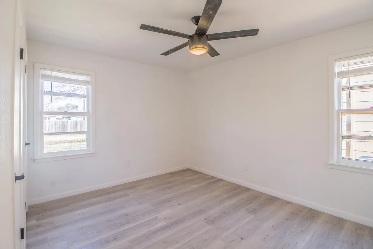 Photo 11 — 4808 42nd Street, Lubbock, TX 79414