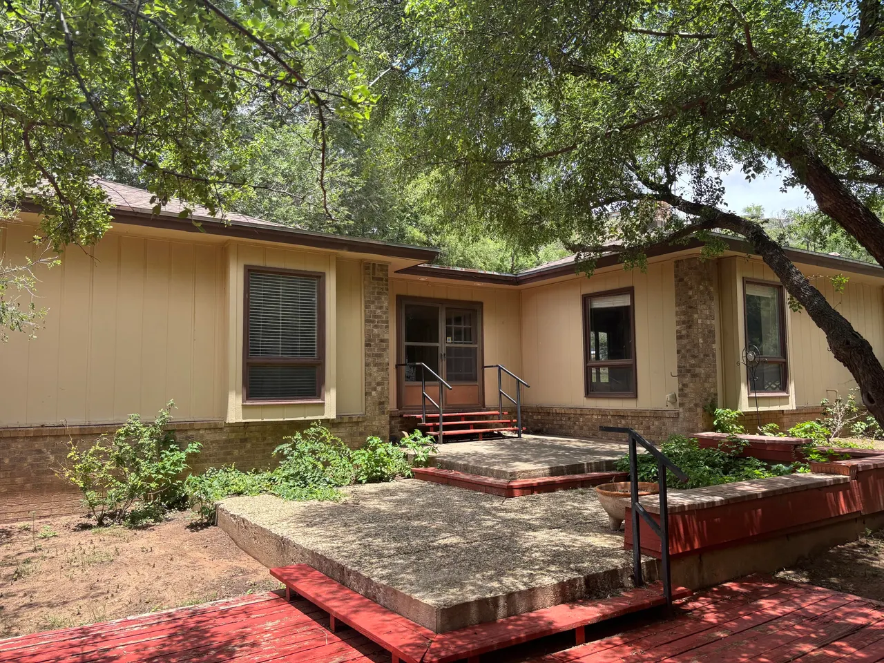 Photo 5 — 19 Foothill Drive, Ransom Canyon, TX 79366