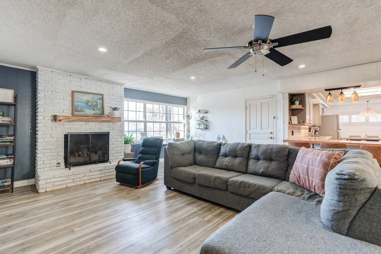 Photo 7 — 2513 59th Street, Lubbock, TX 79413