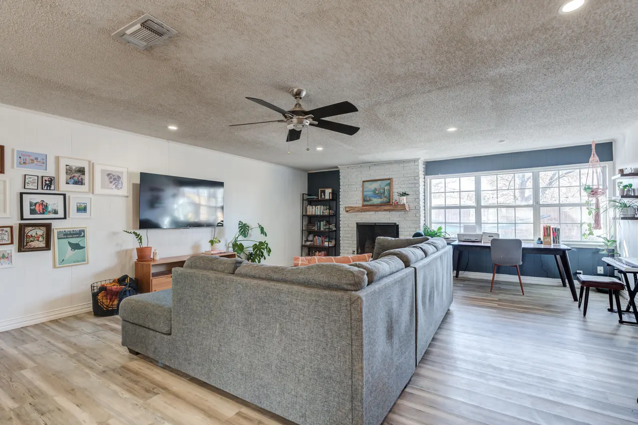 Photo 14 — 2513 59th Street, Lubbock, TX 79413