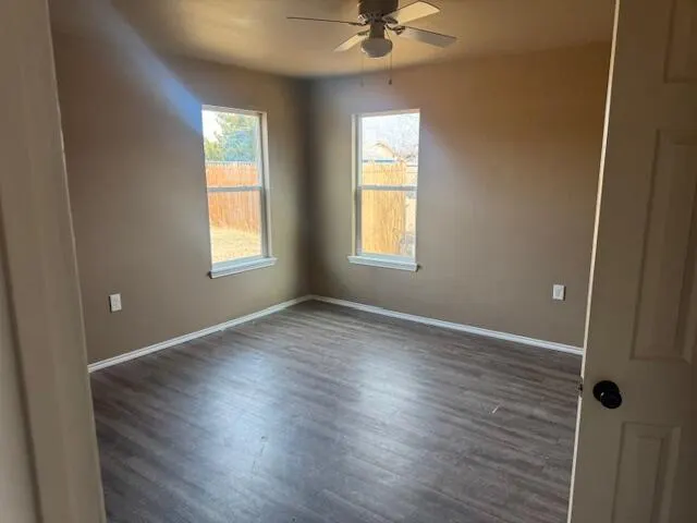 Photo 10 — 1903 E 1st Street, Lubbock, TX 79403