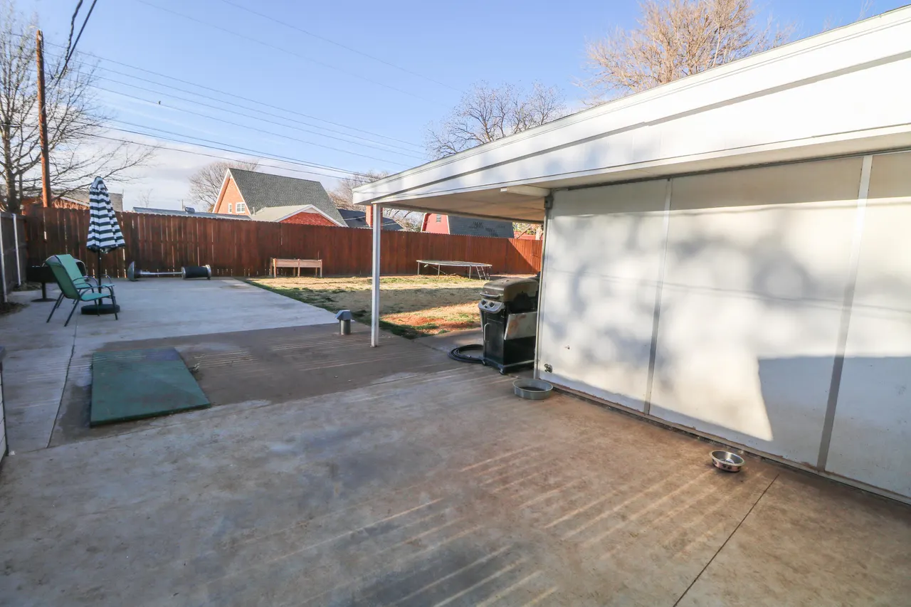 Photo 25 — 307 E 22nd Street, Littlefield, TX 79339