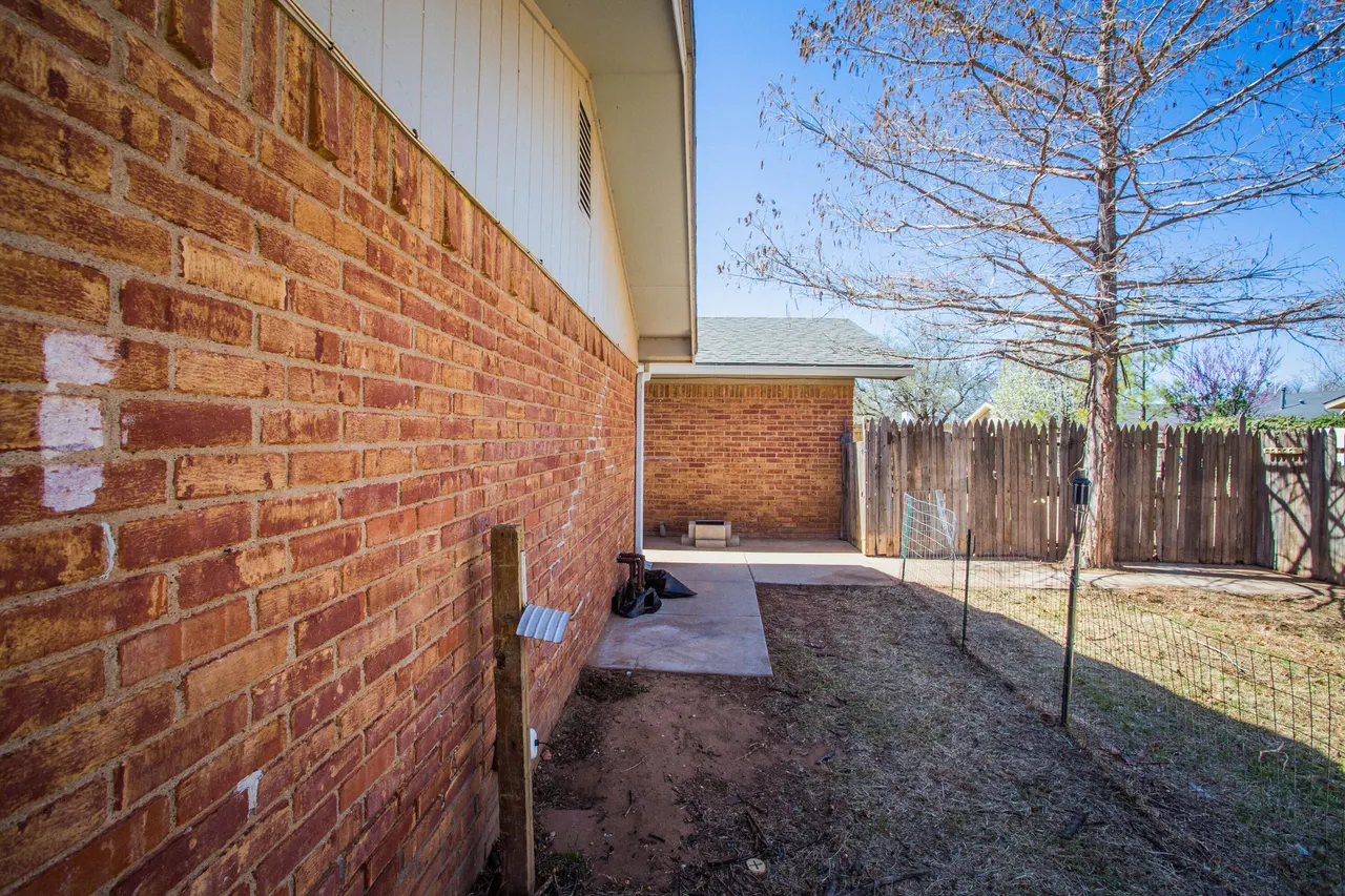 Photo 19 — 3408 70th Drive, Lubbock, TX 79413