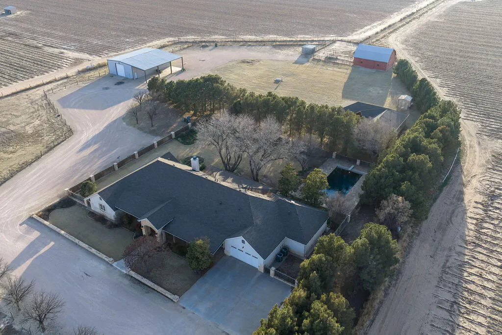 Photo 8 — 19706 County Road 3100, Slaton, TX 79364