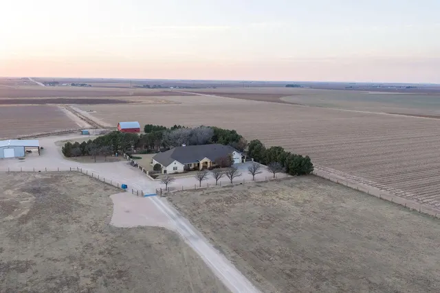 Photo 5 — 19706 County Road 3100, Slaton, TX 79364