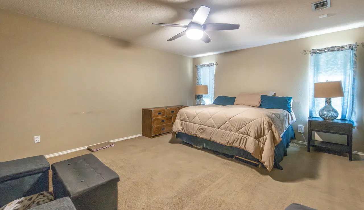 Photo 11 — 6307 8th Street, Lubbock, TX 79416