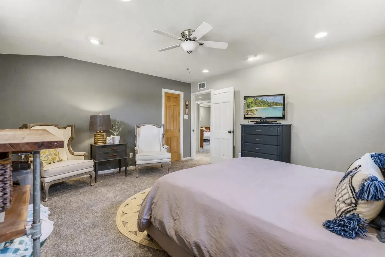 Photo 15 — 3216 40th Street, Lubbock, TX 79413