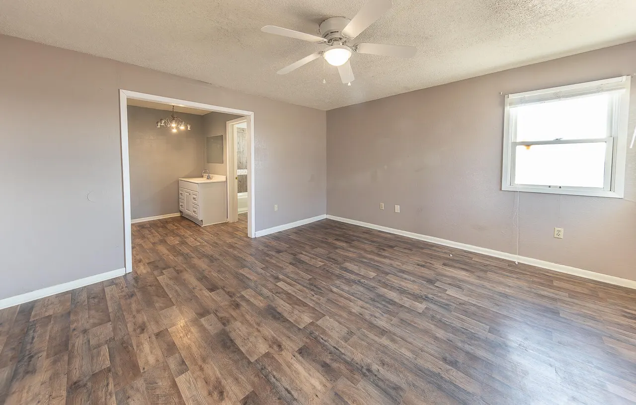 Photo 19 — 1822  State Road 2130, Smyer, TX 79367