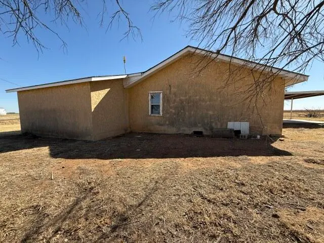 Photo 5 — 1112 County Road Y, Plainview, TX 79072