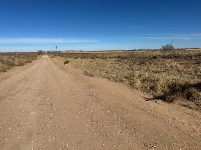 Photo 6 — 1112 County Road Y, Plainview, TX 79072