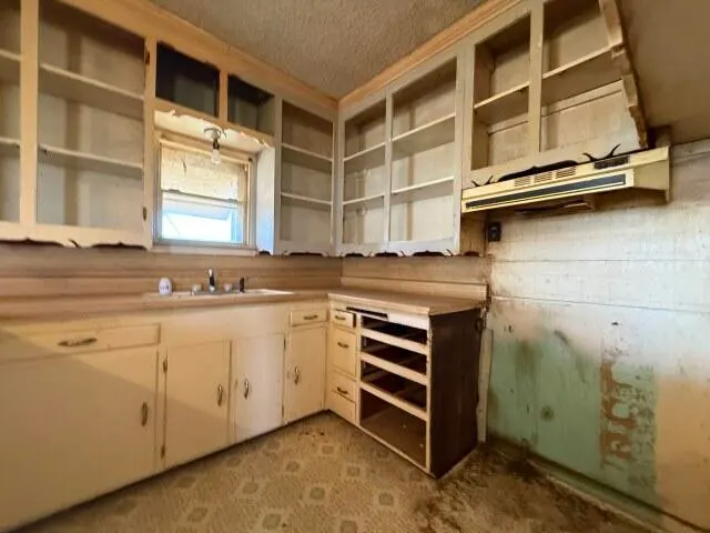 Photo 9 — 1112 County Road Y, Plainview, TX 79072